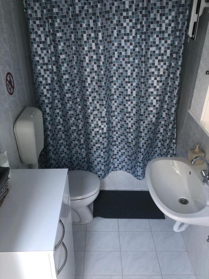 شقة Small Cosy House Lávrion المظهر الخارجي الصورة