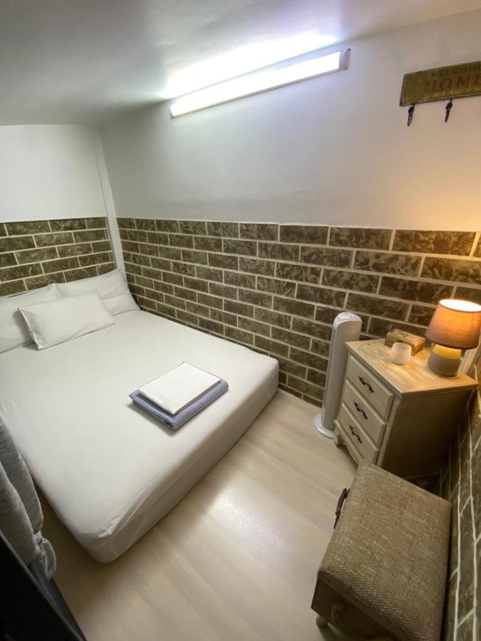 شقة Small Cosy House Lávrion المظهر الخارجي الصورة